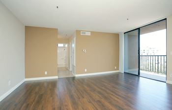 Balcony With Bedroom at Hillside View, California